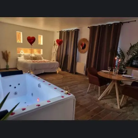 Villa Love69 *